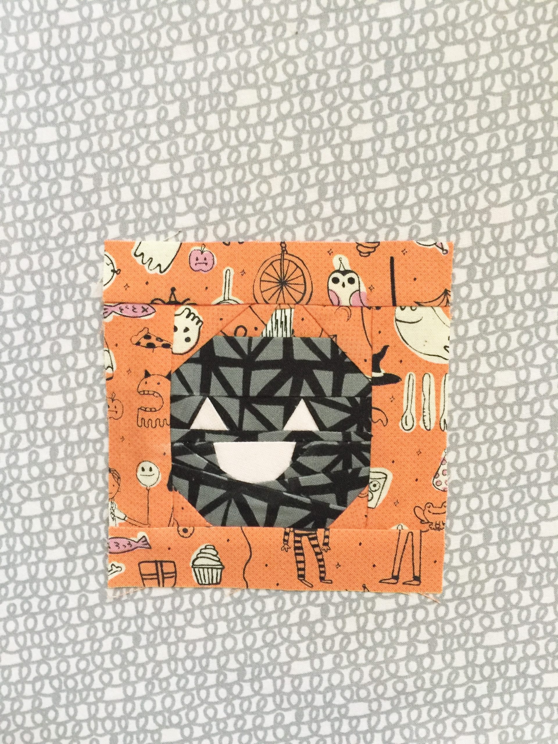 pumpkin-halloween-quilt-block